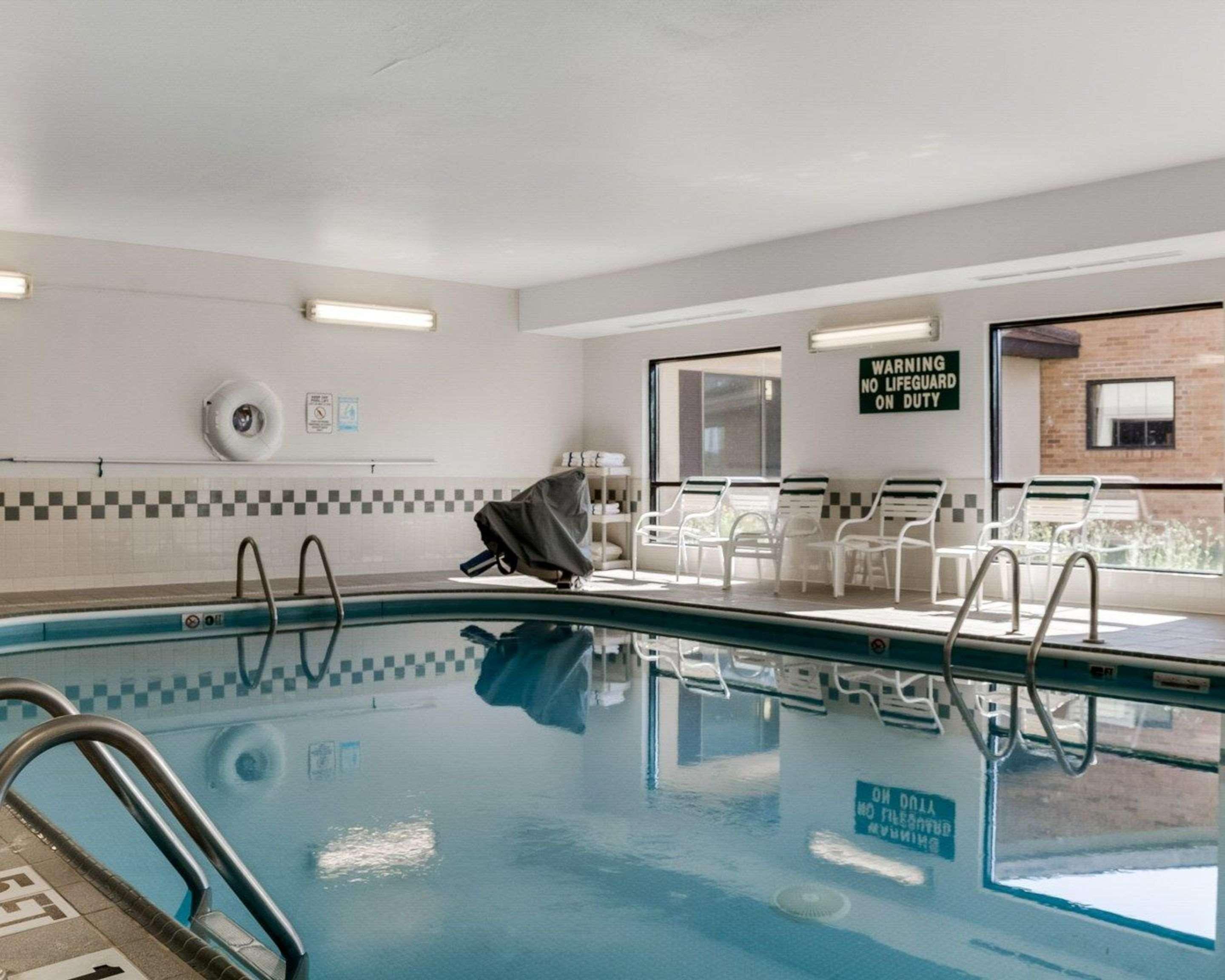 Comfort Inn Jamestown Exteriör bild
