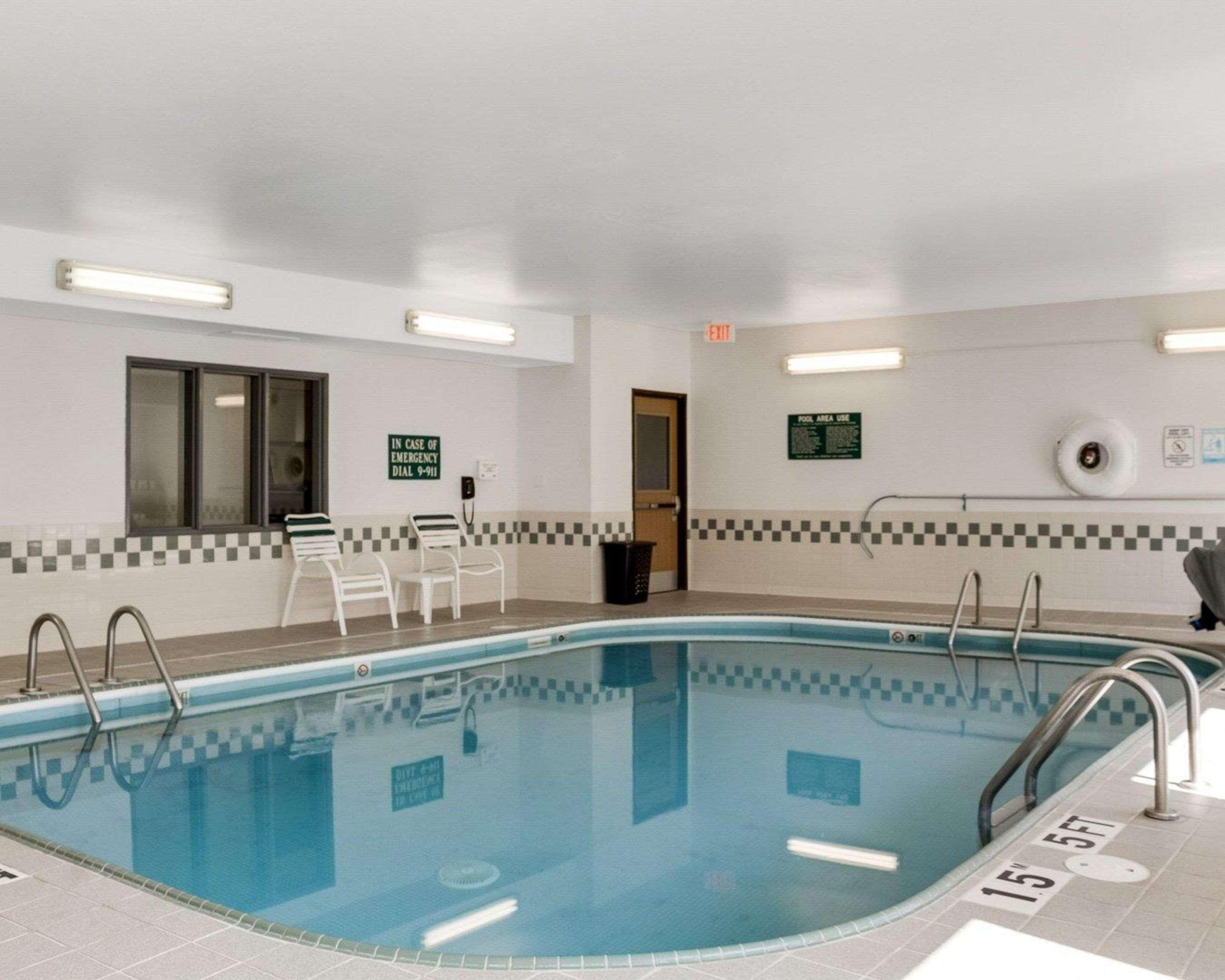 Comfort Inn Jamestown Exteriör bild