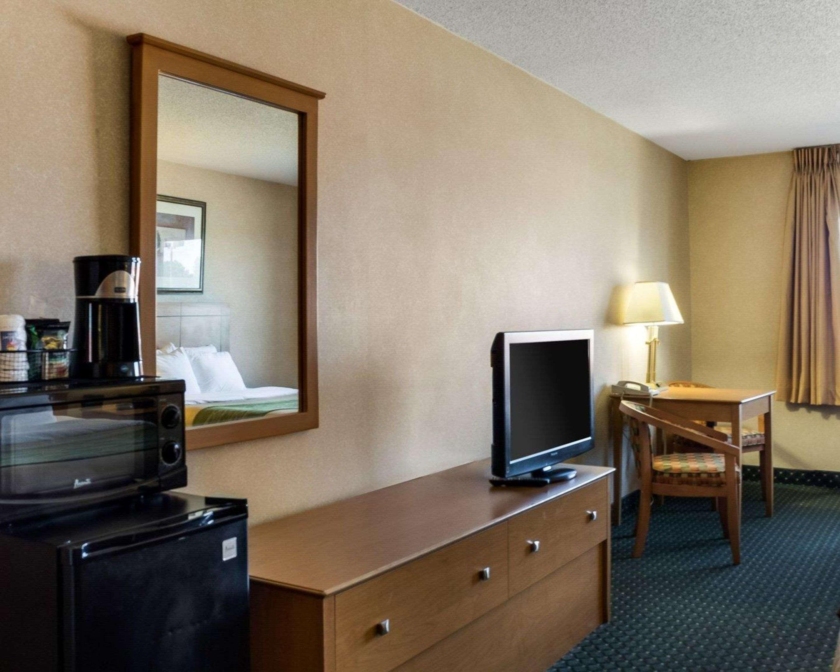 Comfort Inn Jamestown Exteriör bild