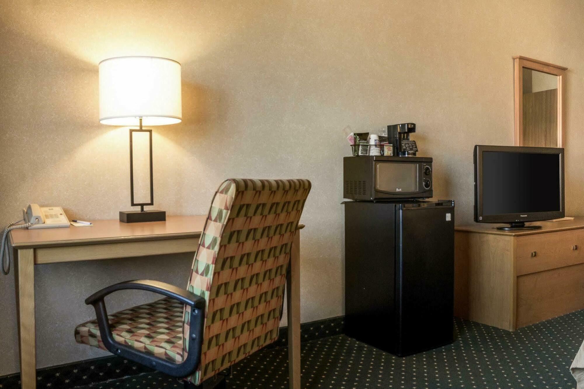 Comfort Inn Jamestown Exteriör bild